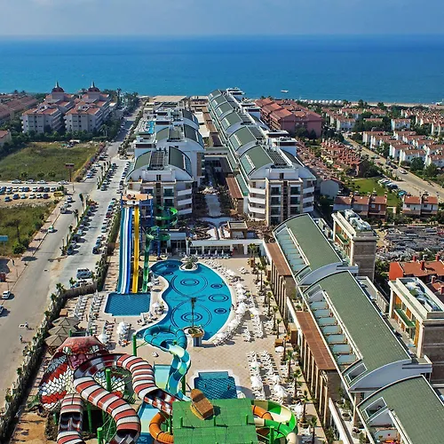 Crystal Waterworld Aqua Collection Hotel Belek Skyline photo